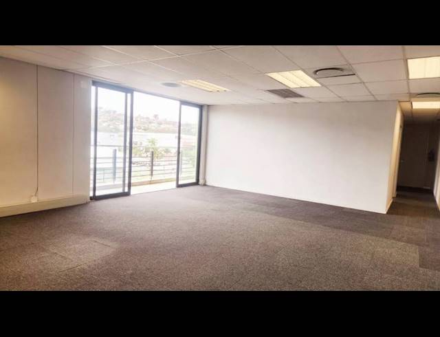 150M² OFFICE TO LET IN RIVERHORSE VALLEY